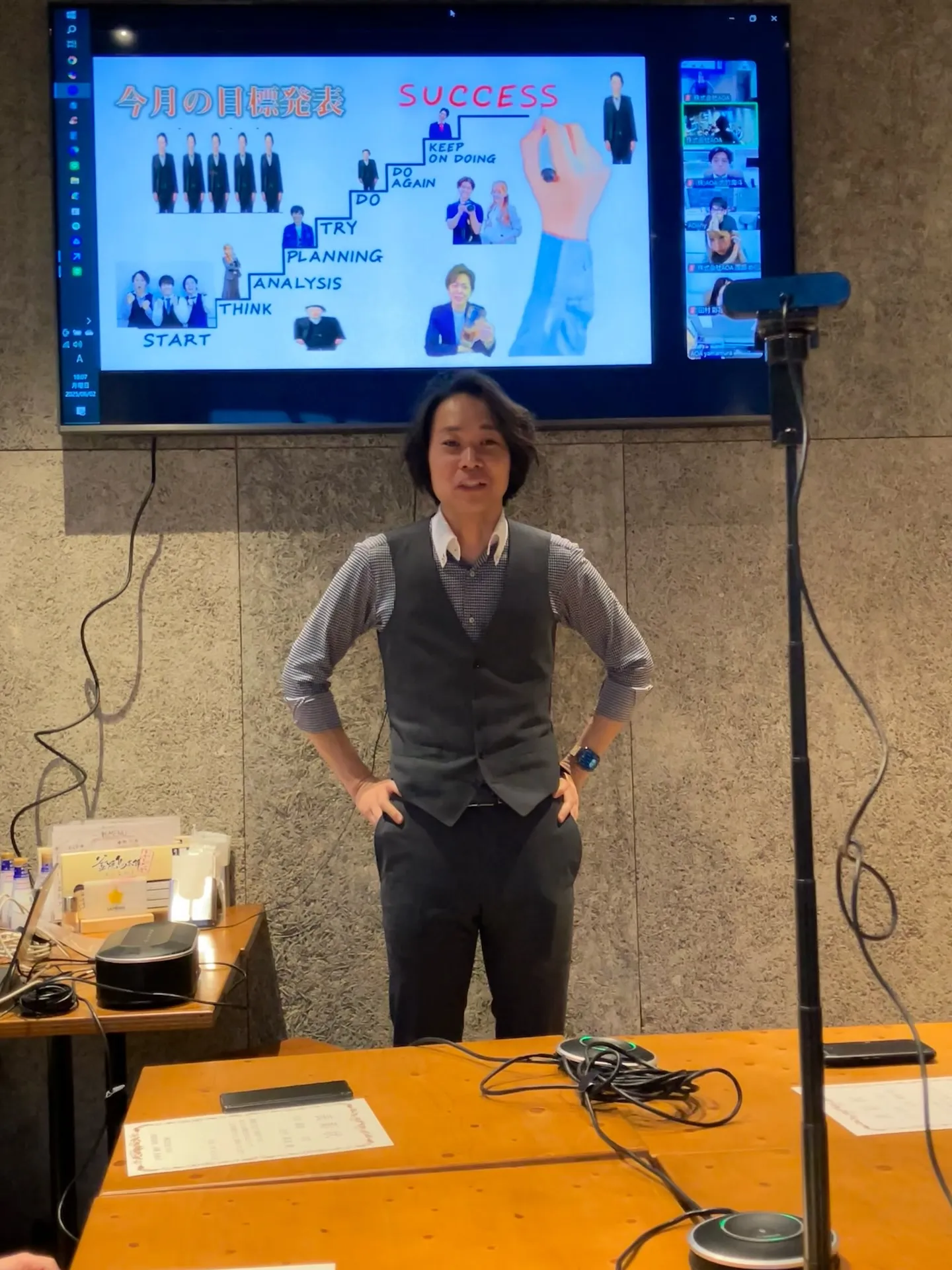 例えば、若手採用を目指す場合は、SNSを活用した求人広告が効...