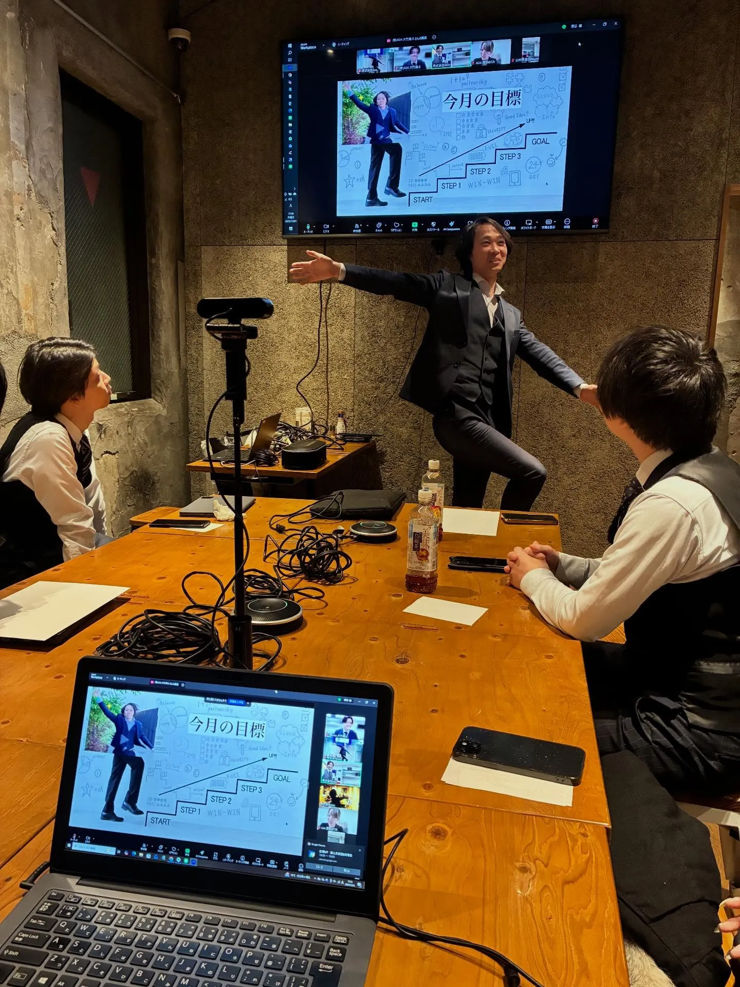 配信においては、最適な媒体選定がカギを握ります。