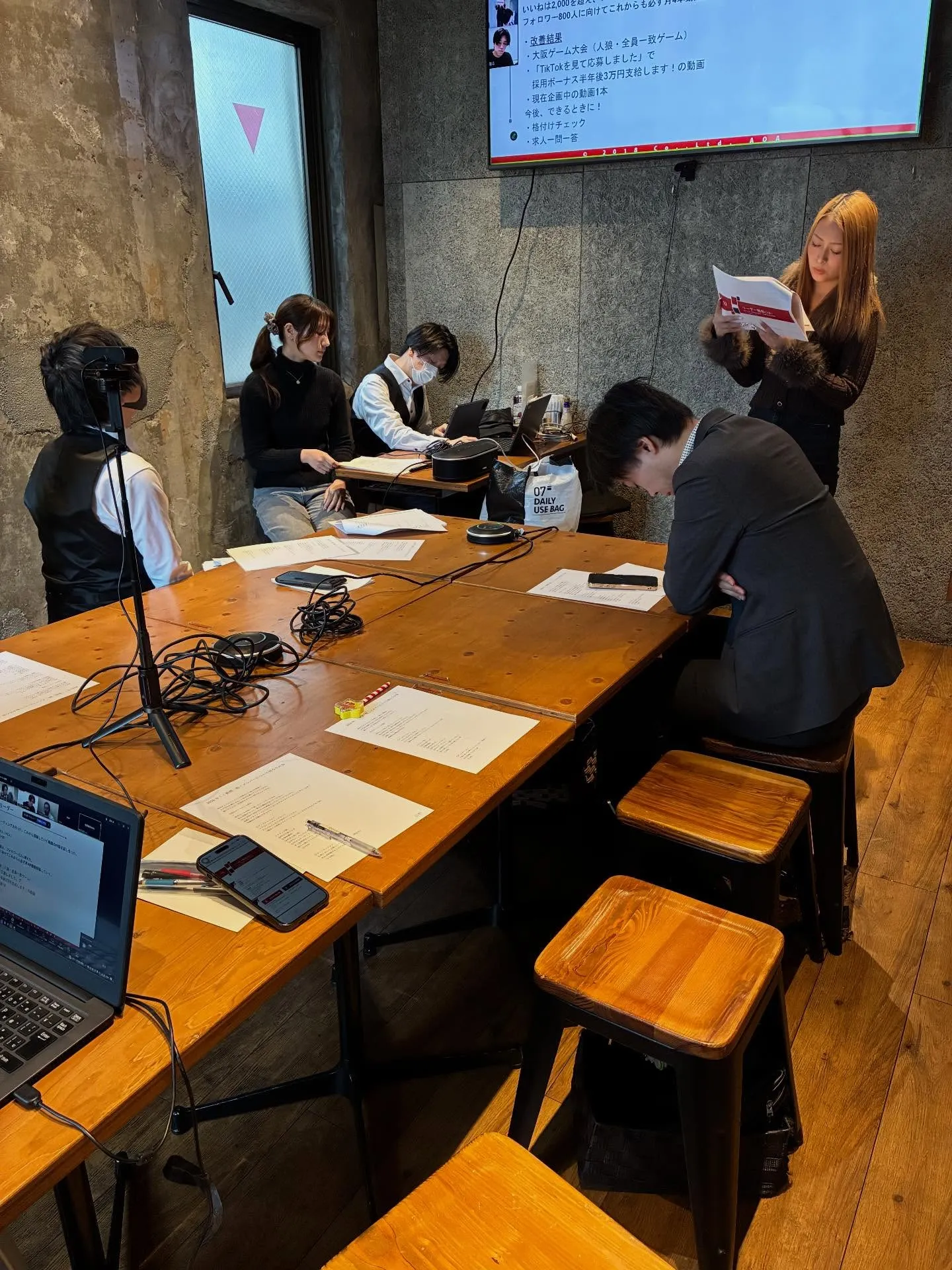 求人広告で効果的な課題解決を目指すには、まず基本ポイントを押...